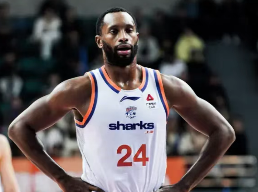 九游体育APP-超广东升第二！上海30分大胜福建 弗格36分加盟新高单节20分