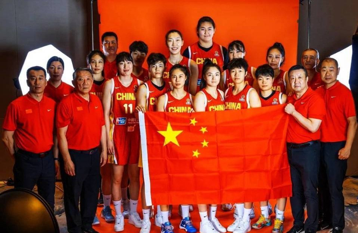 九游体育-收官战!中国女篮VS巴西,央视换于嘉,李月汝韩旭为何不及预期|后卫|巴西女篮|世预赛|王思雨_新浪体育_新浪新闻